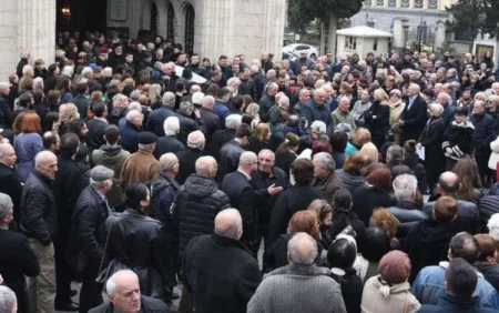 სოსო ჯაჭვლიანი უკანასკნელ გზაზე ტაშით გააცილეს (ვიდეო)