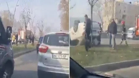 (ვიდეო) ავარია სამგორში: თვითმხილველების თქმით, მანქანა სწრაფად მოდიოდა და ამობრუნდა – პირველი კადრები შემთხვევის ადგილიდან