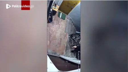 ყველაფერი მიკანკალებს დილიდან, ღამით 03:08 საათზე ჩამოდის მე-9 სართულიდან და…” – რა კადრები დააფიქსირა სათვალთვალო კამერამ ლილოს დასახლებაში?