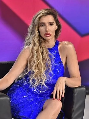 ”ბო@ებს აცვიათ ეგეთი კაბები, რას გავხარ…” – ნახეთ ნუკი კოშკელიშვილის ახალმა ფოტოებმა ხალხი აღაშფოთა